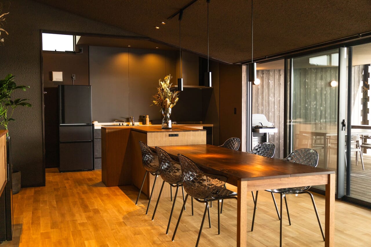 Residence Villa AWAJI MARE
